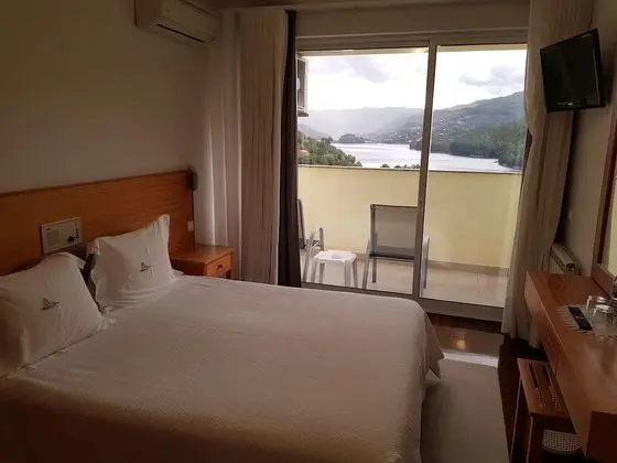 Tek Büyük Yataklı Oda, Balkon