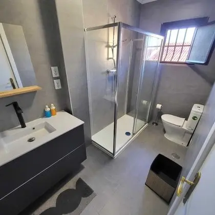 Comfort Tek Büyük veya İki Ayrı Yataklı Oda