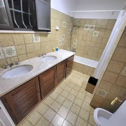 Comfort Tek Büyük veya İki Ayrı Yataklı Oda