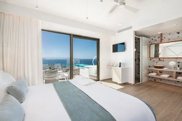 Ambassador, Private Pool, Sea View
