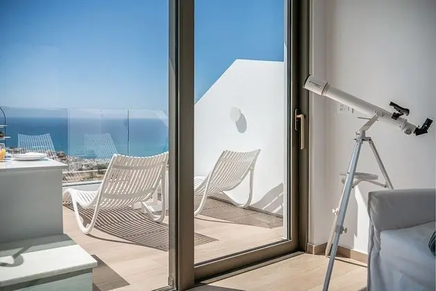Ambassador, Private Pool, Sea View