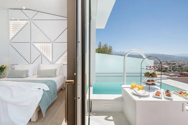 Ambassador, Private Pool, Sea View