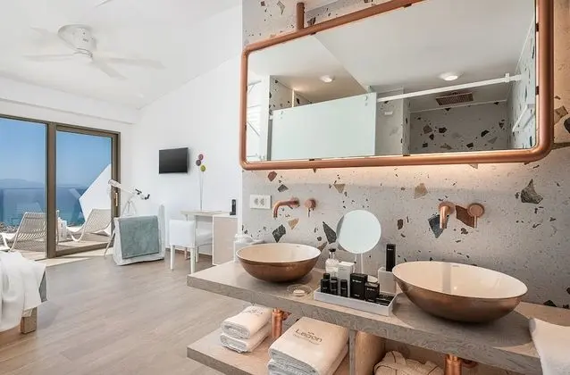 Ambassador, Private Pool, Sea View
