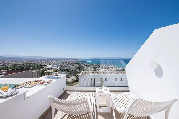 Ambassador, Private Pool, Sea View