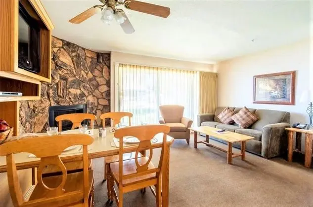 Daire, 1 Yatak Odası (2 Bath LakeView, Non-AC)