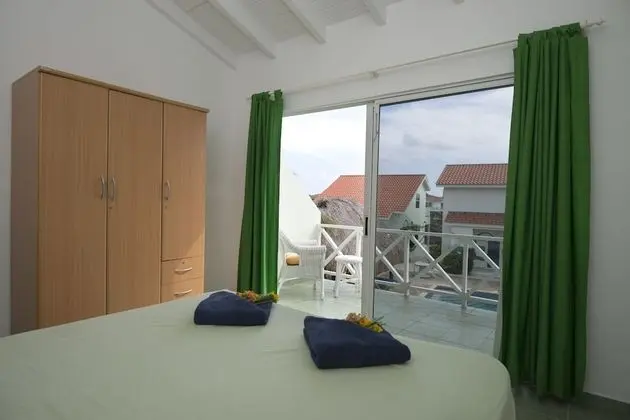 Apart Daire, 2 Yatak Odası, Havuz Manzaralı
