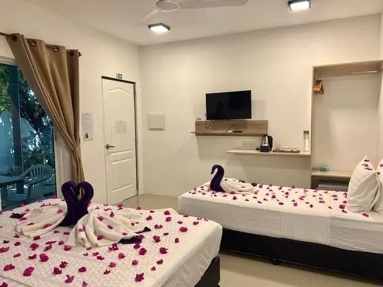Üç Kişilik Oda