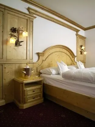 Classic Tek Büyük veya İki Ayrı Yataklı Oda, Balkon, Dağ Manzaralı