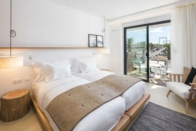 Comfort Tek Büyük veya İki Ayrı Yataklı Oda, Marina Manzaralı