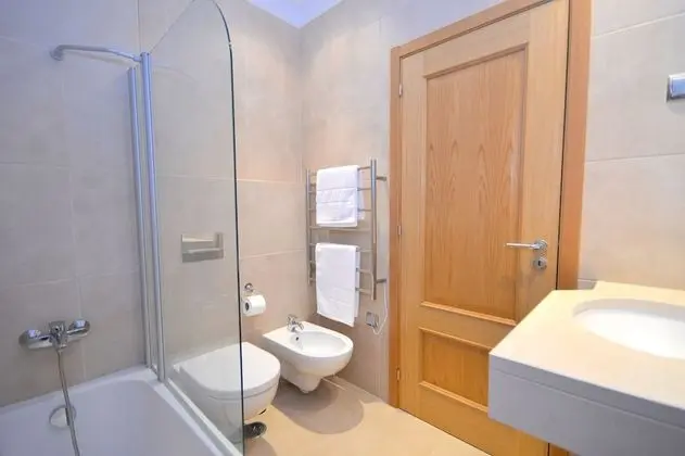 Apart Daire, 2 Yatak Odası, Balkon