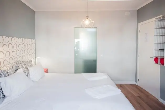 Comfort Tek Büyük veya İki Ayrı Yataklı Oda