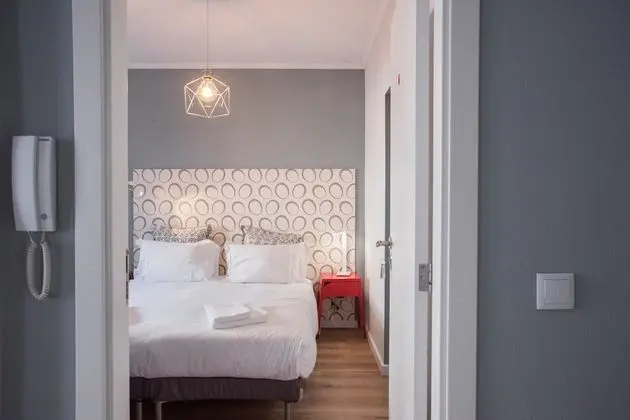 Comfort Tek Büyük veya İki Ayrı Yataklı Oda