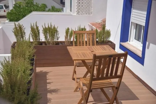 Comfort Tek Büyük veya İki Ayrı Yataklı Oda