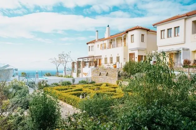 Üç Kişilik Oda, Kısmi Deniz Manzaralı