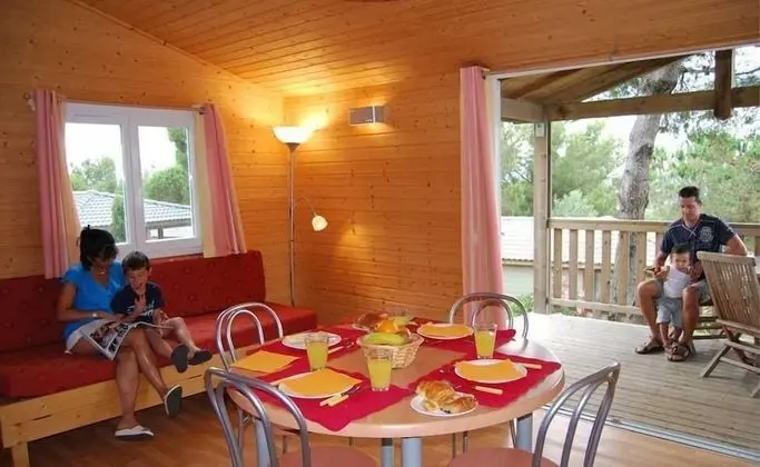 Kır Evi, 2 Yatak Odası, Teras