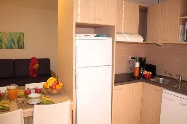 Büyük Yataklı Tek Kişilik Oda
