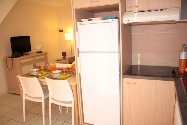 Büyük Yataklı Tek Kişilik Oda