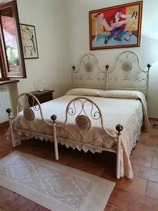 Traditional Tek Büyük Yataklı Oda, Özel Banyo, Bahçe Manzaralı