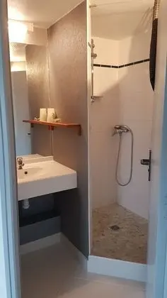 Dört Kişilik Oda
