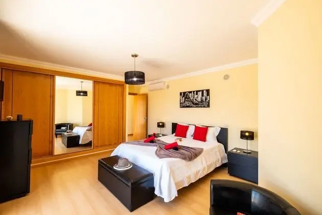 Villa, 4 Yatak Odası, Kişiye Özel Havuzlu, Havuz Manzaralı