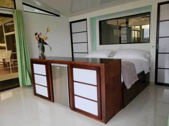 Luxury Bungalov, 1 En Büyük (King) Boy Yatak, Sigara İçilmez, Göl Manzaralı