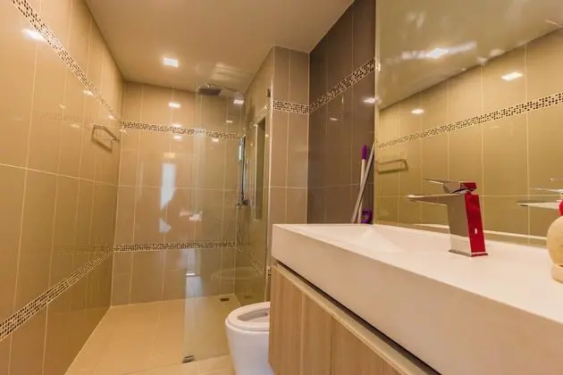 One Bedroom Apartment