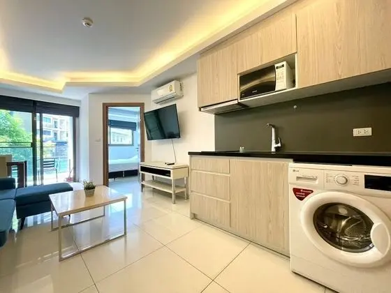 1 Bedroom Apartment