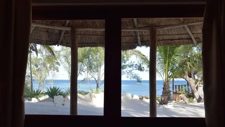 Family Bungalov, Veranda, Denize Bakan