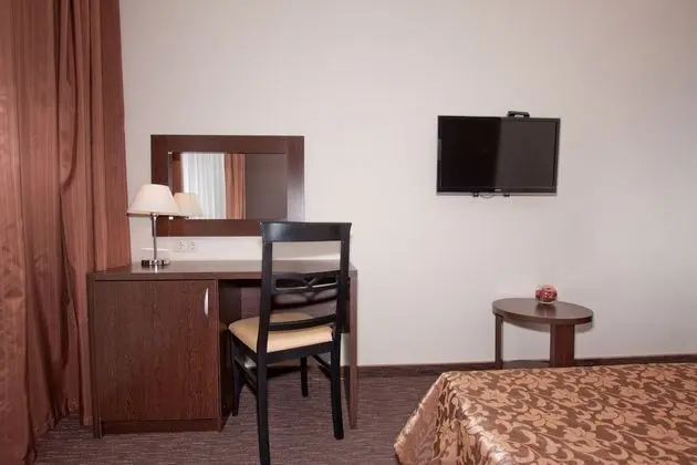 Standard Tek Büyük veya İki Ayrı Yataklı Oda, Balkon