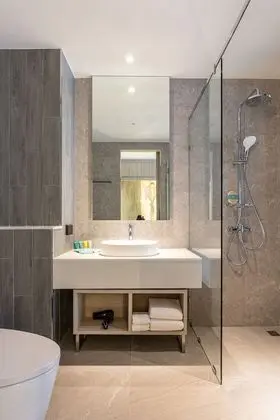 Breeze Deluxe Room
