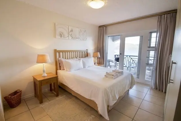 Self Catering Apartment - Middle Fl