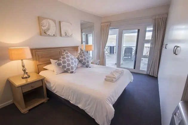 Self Catering Apartment - Middle Fl