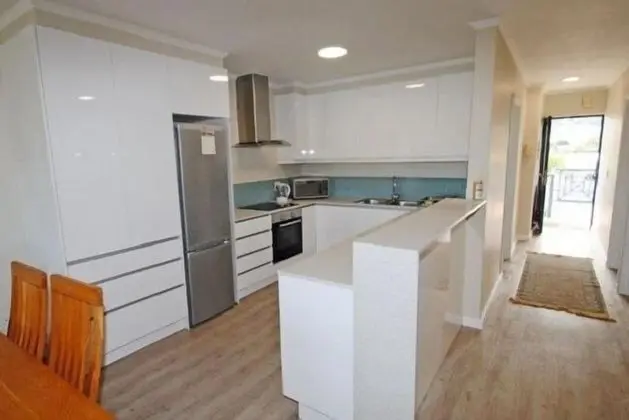 Self Catering Apartment - Middle Fl