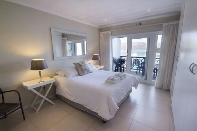 Self Catering Apartment - Top Fl.