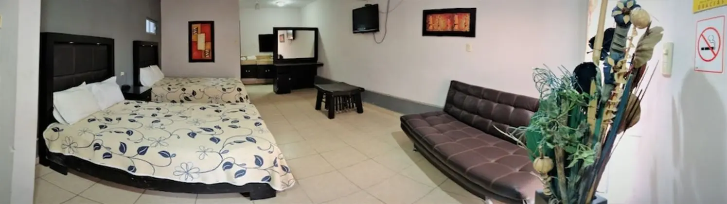 Tek Büyük Yataklı Oda, 2 Çift Kişilik Yatak