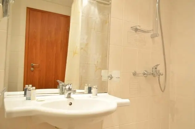 Büyük Yataklı Tek Kişilik Oda, Balkon