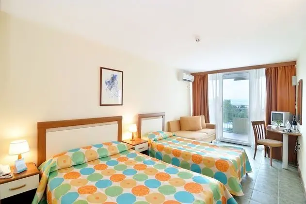 Tek Büyük Yataklı Oda, Balkon