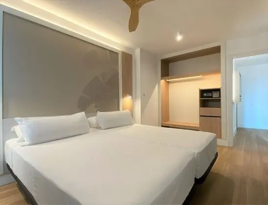 Apart Daire, 1 Yatak Odası, Havuz Manzaralı (2 Adults and 1 Child)