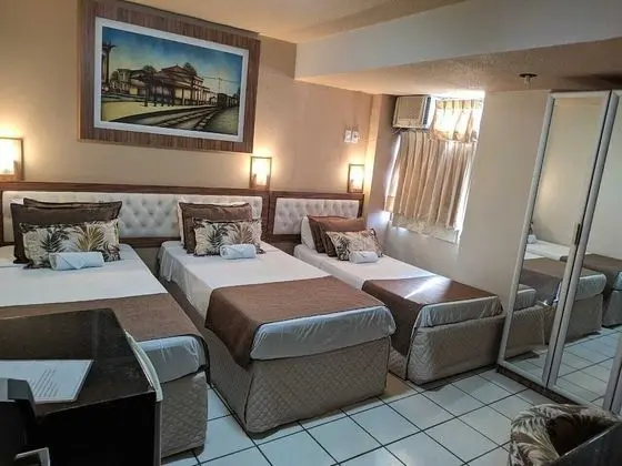 Üç Kişilik Oda
