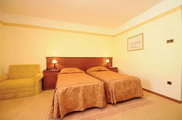 Comfort Tek Büyük veya İki Ayrı Yataklı Oda, 1 Yatak Odası, Sigara İçilmez (with Twin Bed)