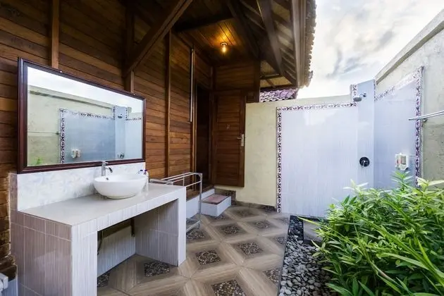 Bungalov, Bahçe Manzaralı