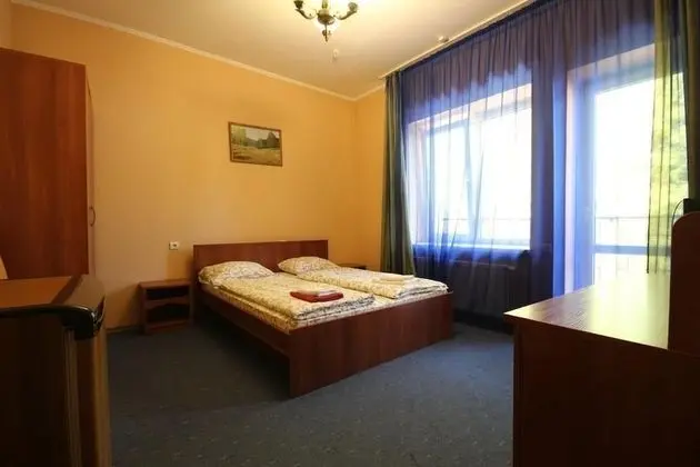 Comfort Tek Büyük Yataklı Oda