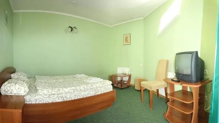 Standard Tek Büyük Yataklı Oda