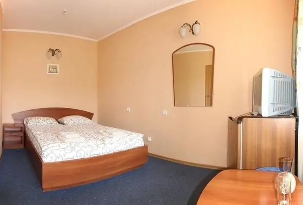 Standard Tek Büyük Yataklı Oda