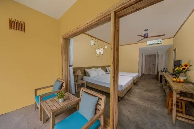 Deluxe Üç Kişilik Oda, Bahçe Manzaralı