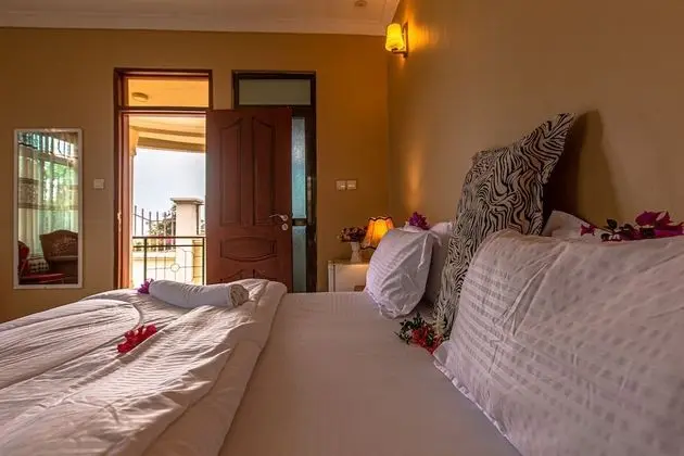 Deluxe Tek Büyük Yataklı Oda, Bahçe Manzaralı