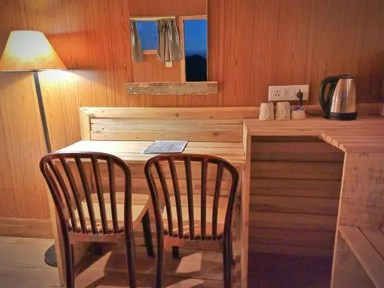 Shepherd Huts (Honeymoon Suite)