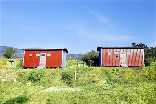 Shepherd Huts (Honeymoon Suite)