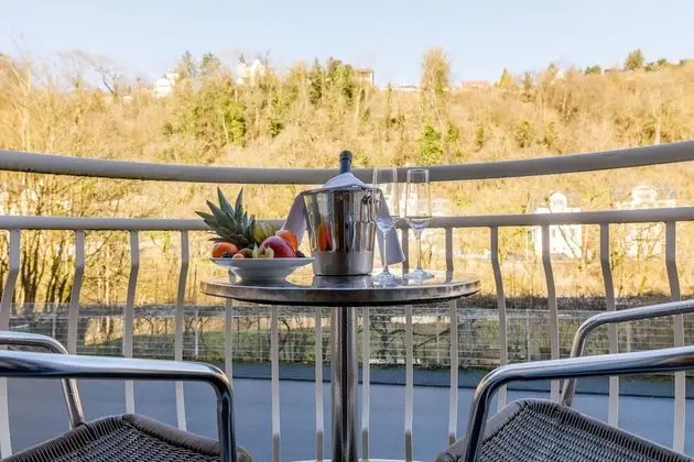 Tek Büyük Yataklı Oda, Nehir Manzaralı