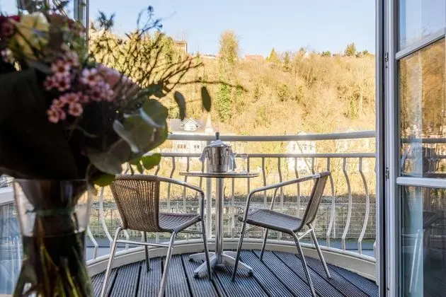 Tek Büyük Yataklı Oda, Nehir Manzaralı